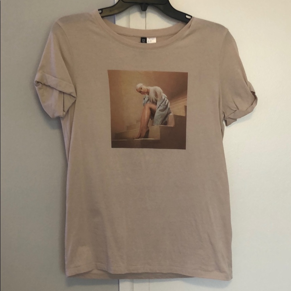 ariana grande t-shirt